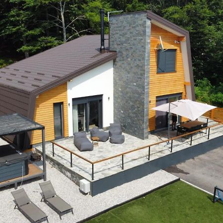 Oak House Villa Brusane Exterior photo