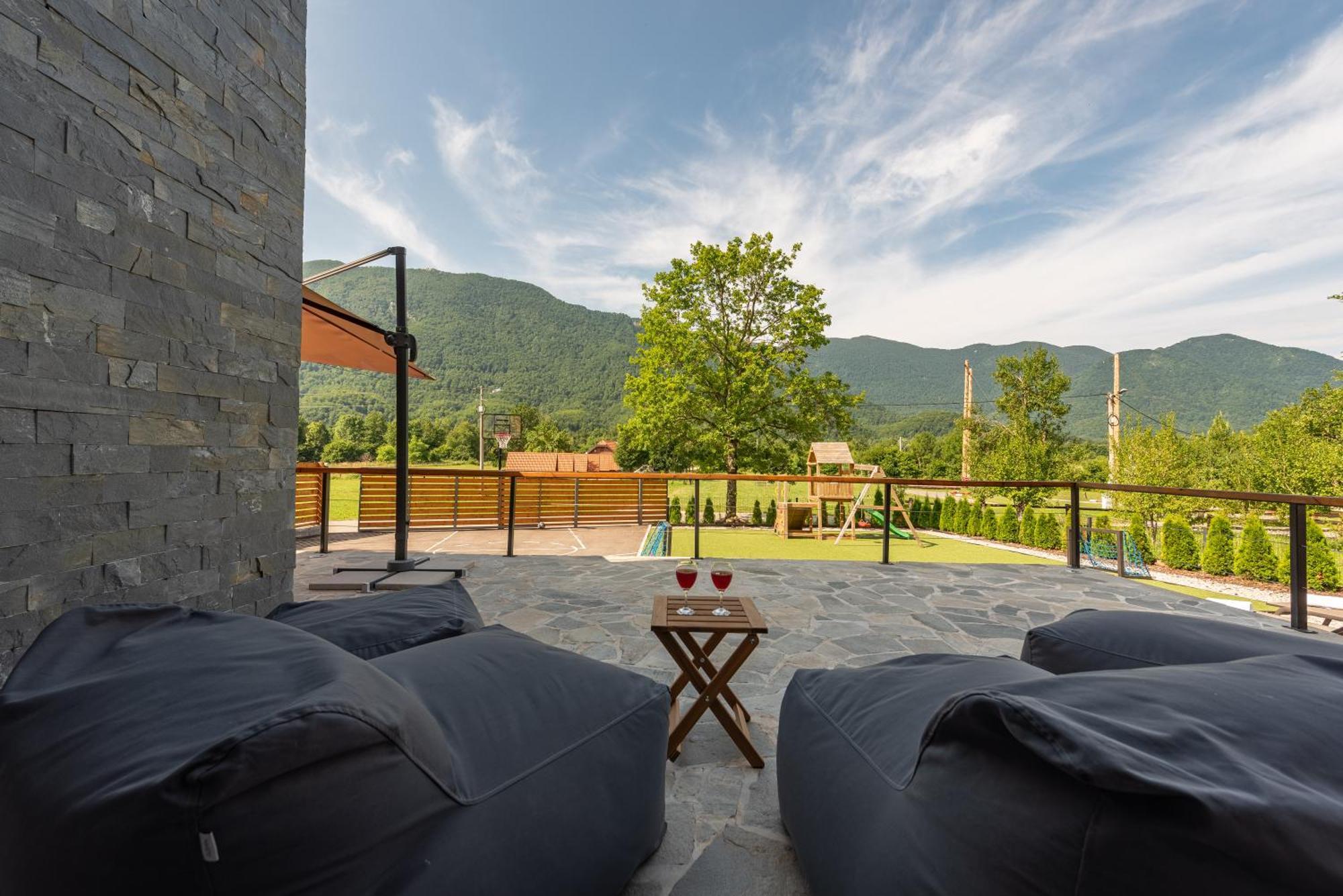 Oak House Villa Brusane Exterior photo